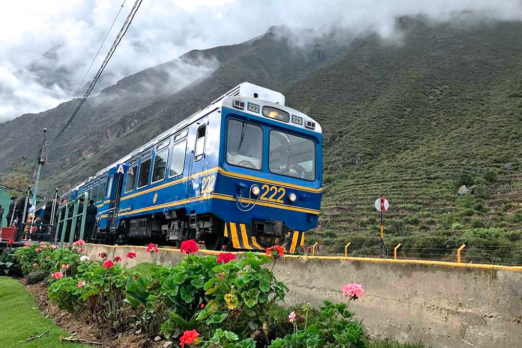 Información del tren Vistadome de PeruRail hacia Machu Picchu